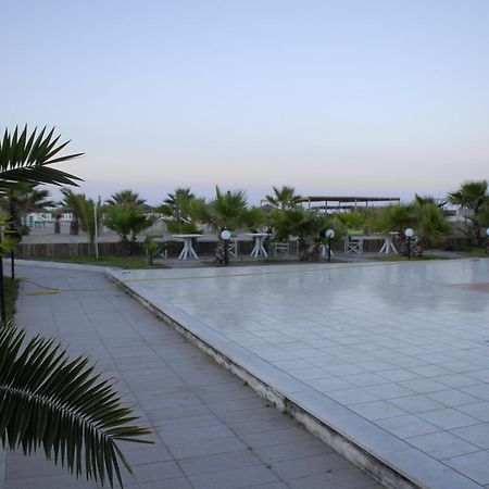 Torquemada Beach Club 玛格丽塔萨沃亚 外观 照片
