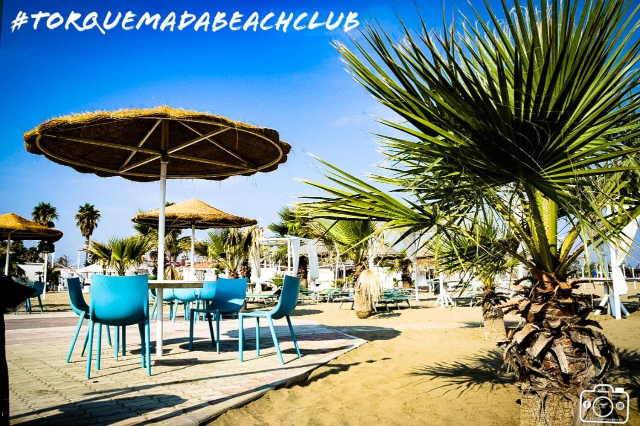 Torquemada Beach Club 玛格丽塔萨沃亚 外观 照片